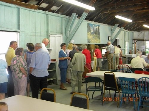 Pot Luck must be ready as the line is long